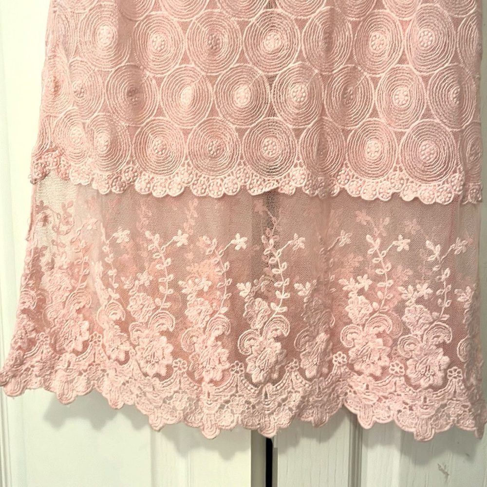 Body Central Pink Lace Tank Top - Picture 8 of 9